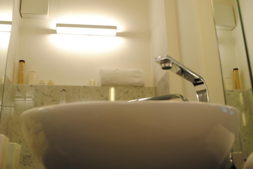 Emilia Suite Park Modena Eksteriør billede